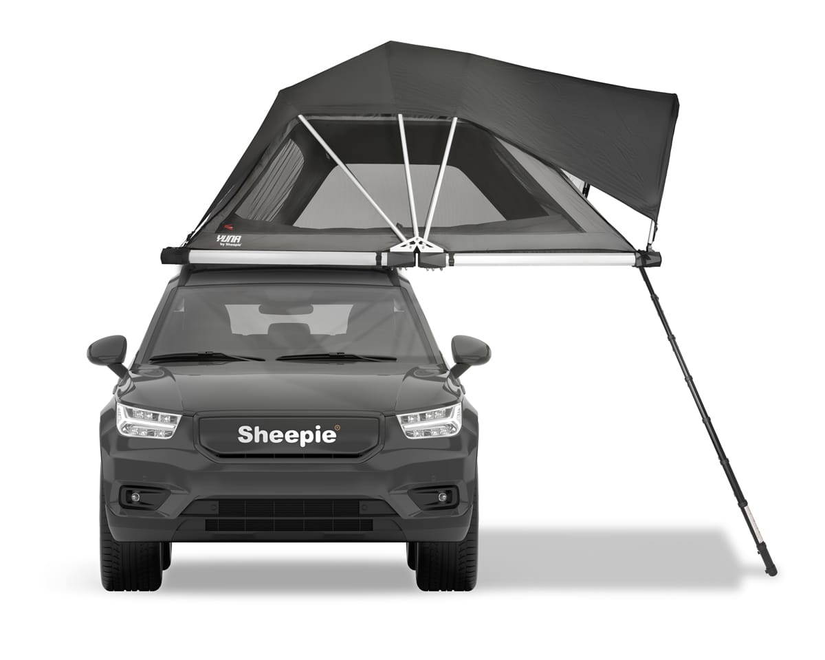Yuna 2.0 montée sur SUV avec ouverture frontale et auvent tendu