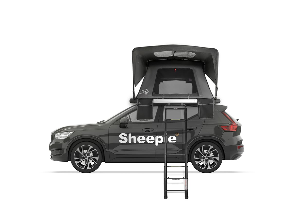 Tente de toit Yuna installée sur véhicule Sheepie vue de profil