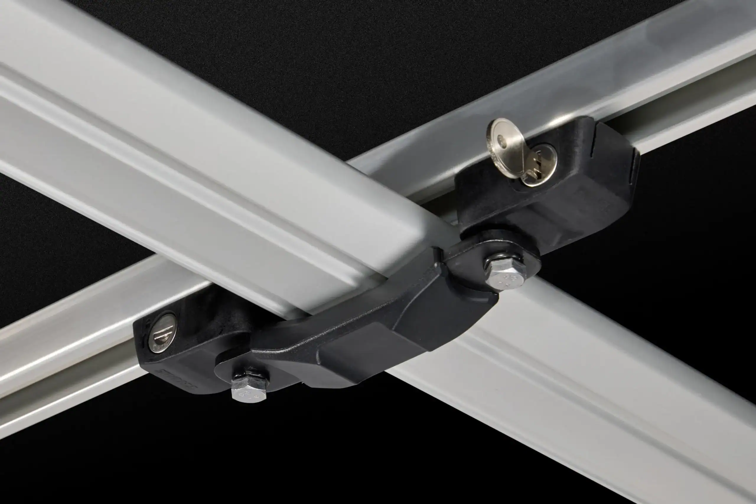 Tente de toit WideSky Thule - fixations
